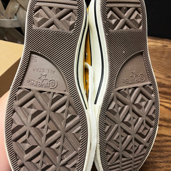 Lightly used, fun, yellow Converse! - Picture 3 of 3